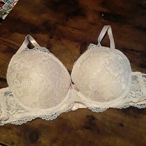 NWOT Dreamwear 38C Feminine Girly Beige Padded Underwire Sexy Bra